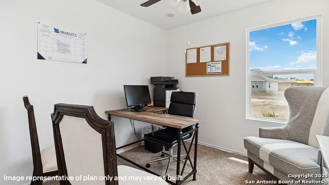 2056 Giant Cactus San Antonio, TX 78221
