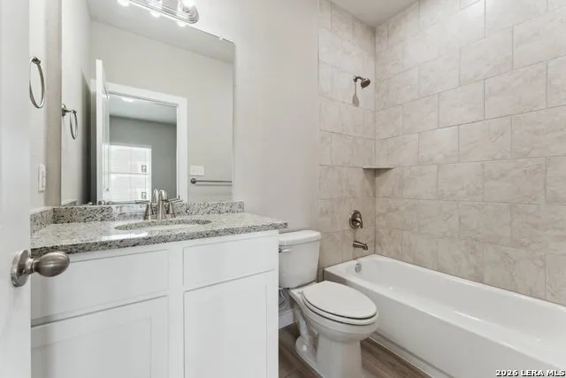 21419 SIR WALTER LN #21419 Unit 21419 San Antonio, TX 78256