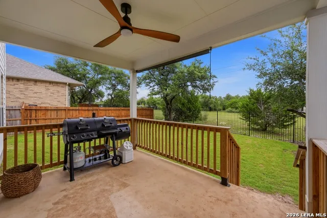 1639 Dunvegan Park Bulverde, TX 78163