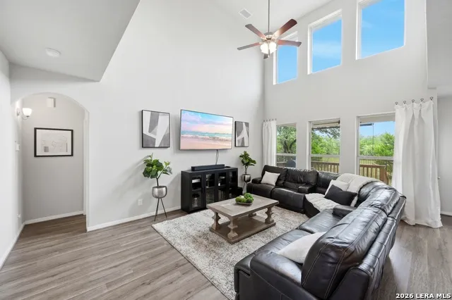 1639 Dunvegan Park Bulverde, TX 78163