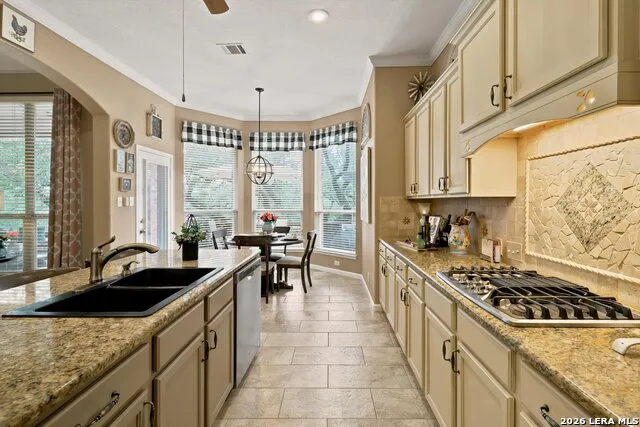 3323 Monarch San Antonio, TX 78259