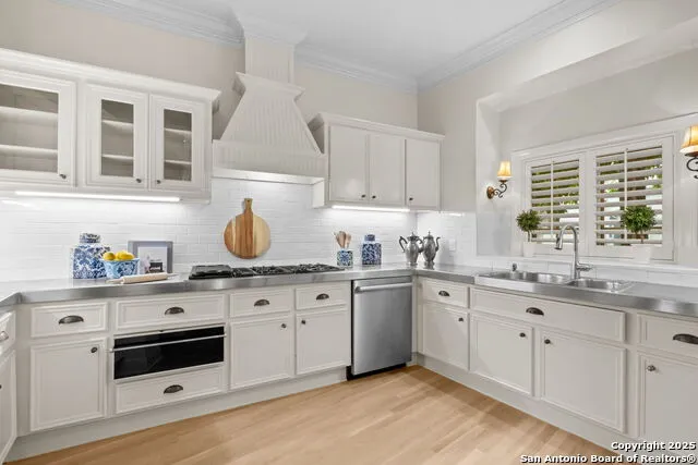110 KENNEDY AVE #6 Alamo Heights, TX 78209