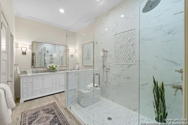 110 KENNEDY AVE #6 Alamo Heights, TX 78209