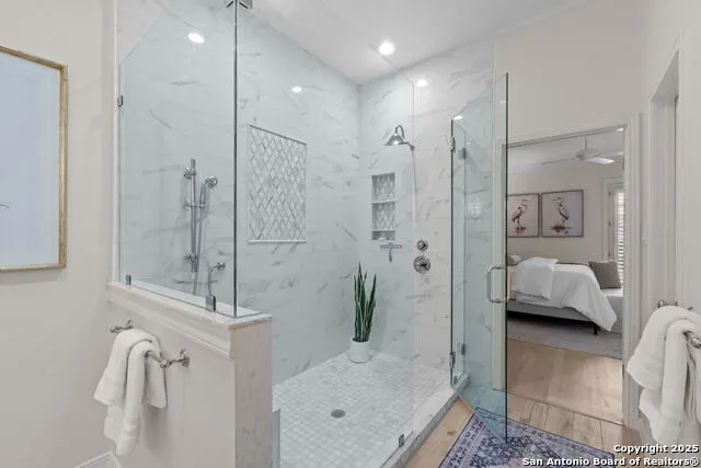 110 KENNEDY AVE #6 Alamo Heights, TX 78209
