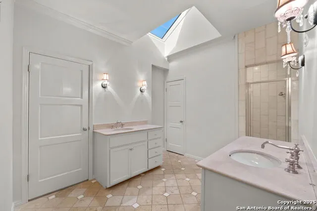 110 KENNEDY AVE #6 Alamo Heights, TX 78209