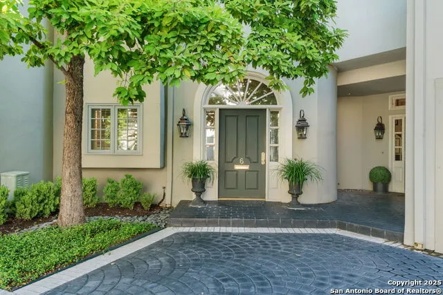 110 KENNEDY AVE #6 Alamo Heights, TX 78209