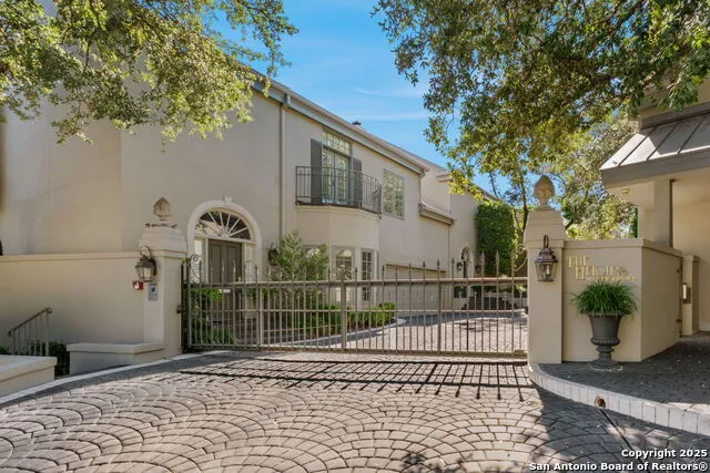 110 KENNEDY AVE #6 Alamo Heights, TX 78209