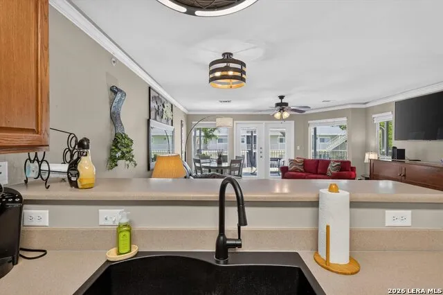 730 mather #K 203 New Braunfels, TX 78130