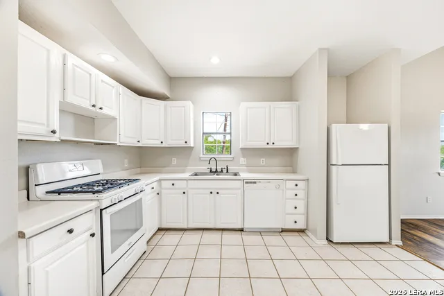 19959 Fm 306 Canyon Lake, TX 78133
