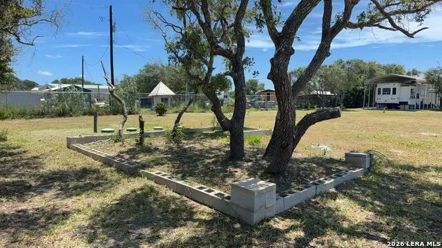 1321 W Moore Ave Aransas Pass, TX 78336