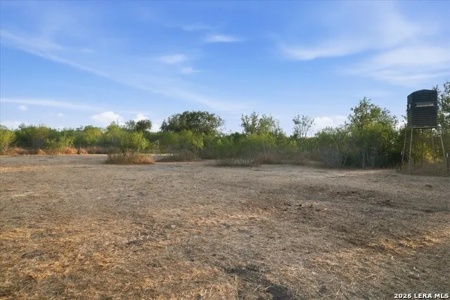 8251 COUNTY ROAD 106 Beeville, TX 78102