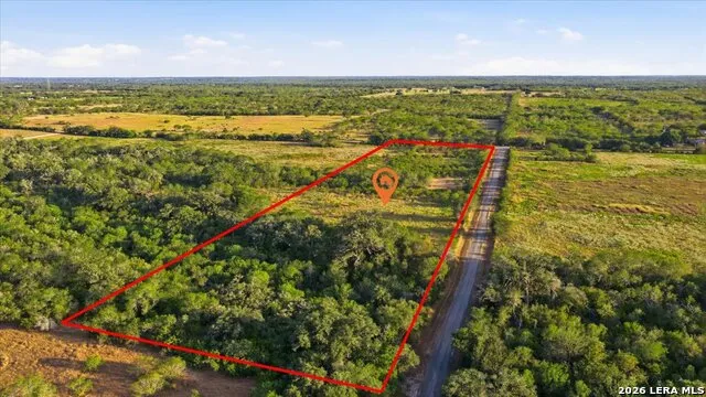 8251 COUNTY ROAD 106 Beeville, TX 78102