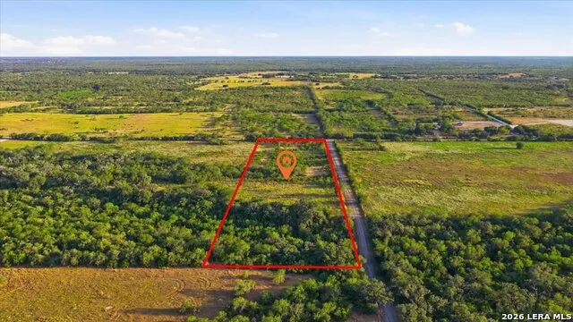 8251 COUNTY ROAD 106 Beeville, TX 78102