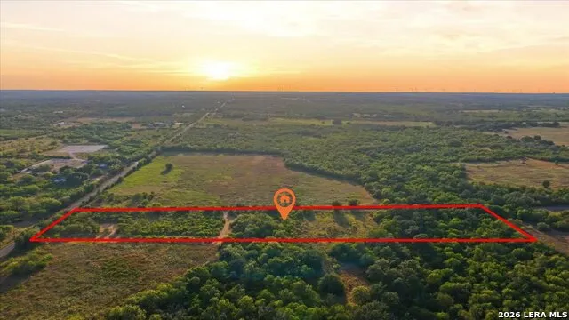 8251 COUNTY ROAD 106 Beeville, TX 78102