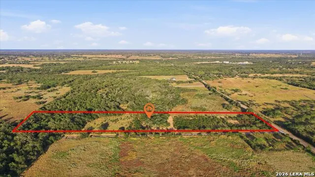 8251 COUNTY ROAD 106 Beeville, TX 78102