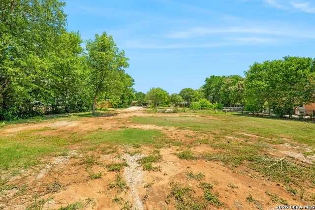 1134 GARRATY RD Terrell Hills, TX 78209