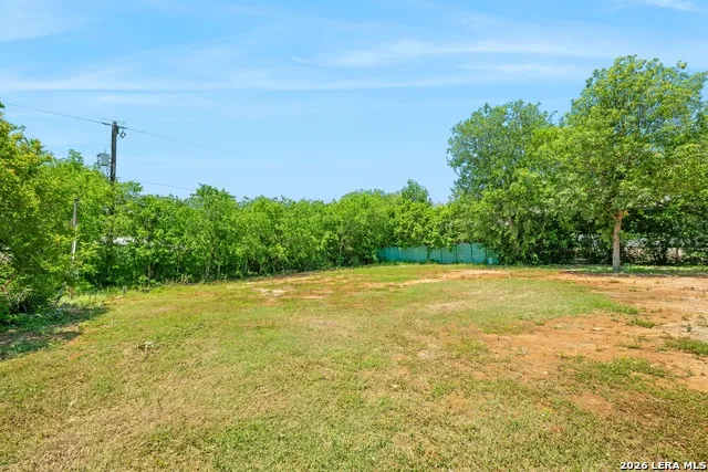 1134 GARRATY RD Terrell Hills, TX 78209