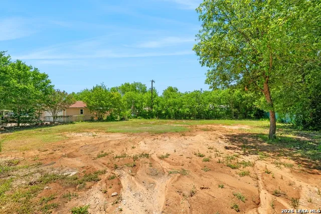 1134 GARRATY RD Terrell Hills, TX 78209