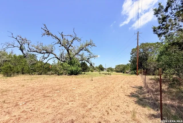 174 Waterman Ln Pipe Creek, TX 78063