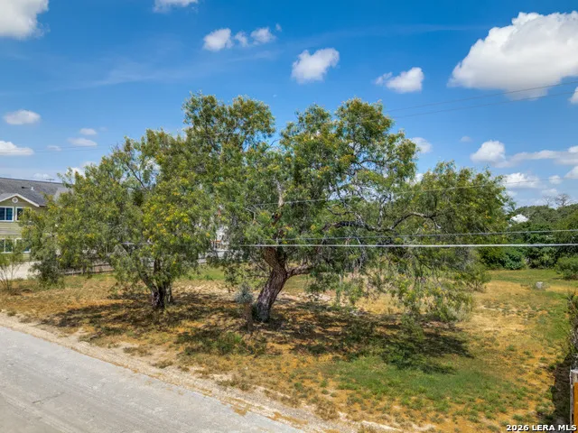 0 Upson Dr Devine, TX 78106