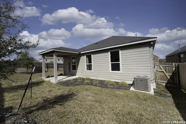 3524 Vuitton Bulverde, TX 78163