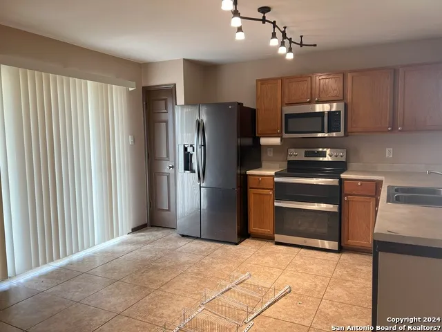 104 BRIAR ST Cibolo, TX 78108