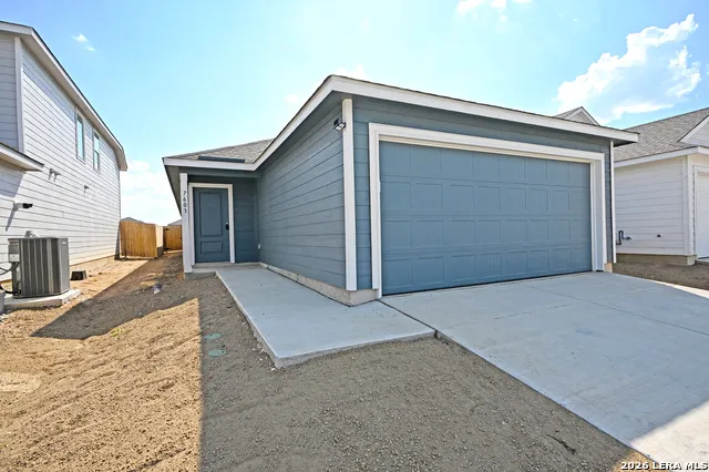 7603 Adam Star San Antonio, TX 78263