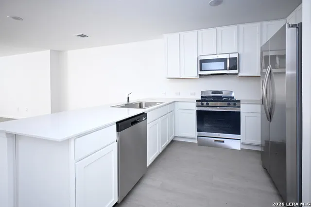 7603 Adam Star San Antonio, TX 78263