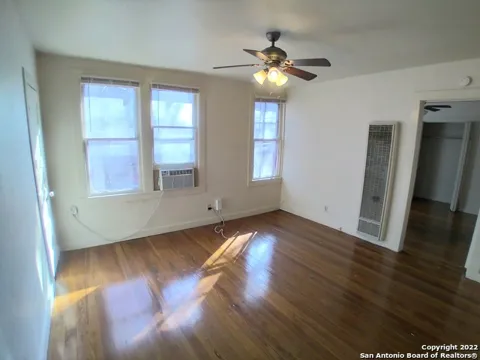 215 W Magnolia Ave Unit 3