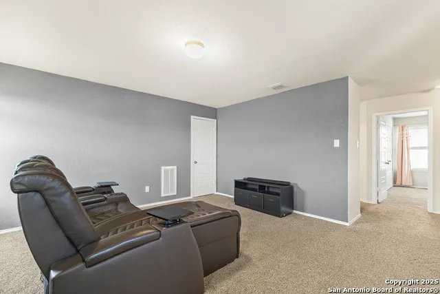 217 Stag Way Cibolo, TX 78108