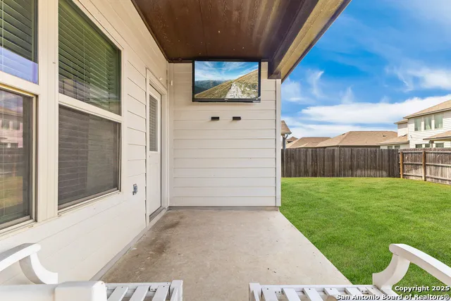 217 Stag Way Cibolo, TX 78108