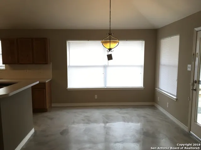 824 CROSS BRANCH DR Schertz, TX 78154