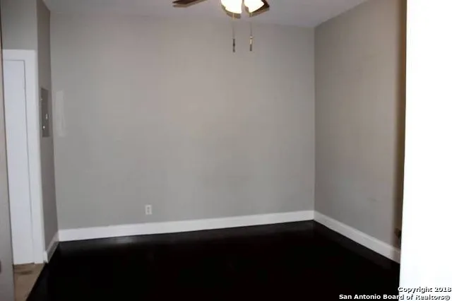 628 S Saint Mary's St Unit 200 San Antonio, TX 78205