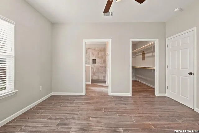 1452 LAKEVIEW DR Canyon Lake, TX 78133