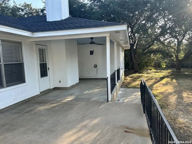 1106 Amanda Canyon Lake, TX 78133