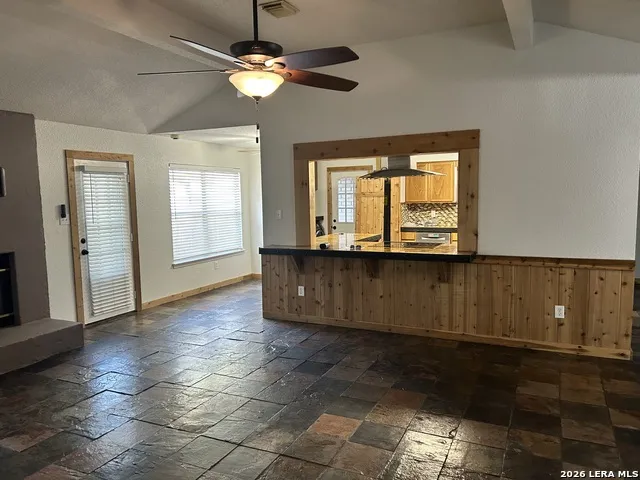 1106 Amanda Canyon Lake, TX 78133