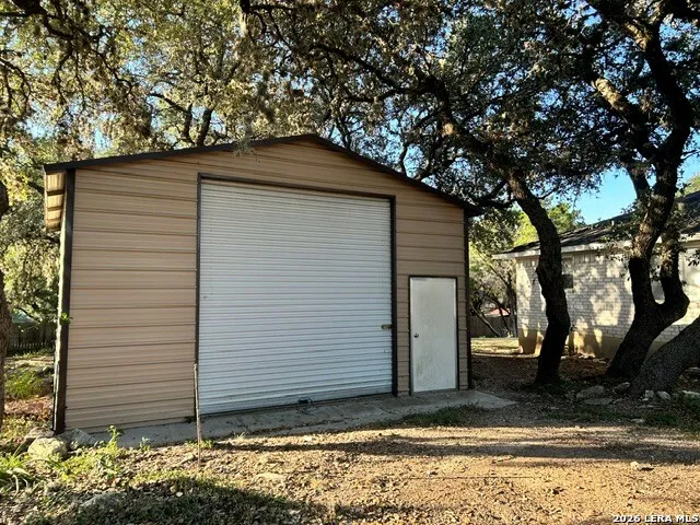 1106 Amanda Canyon Lake, TX 78133