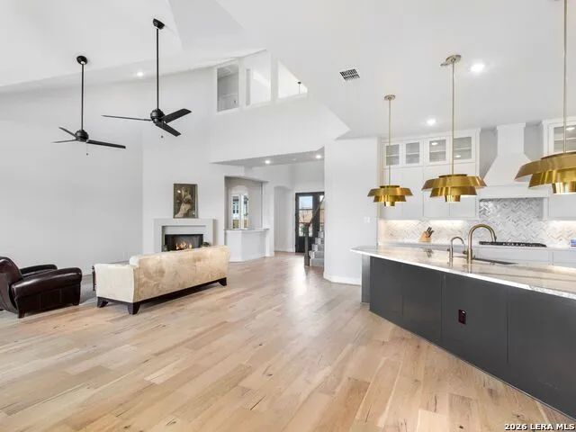 20207 BELLA SKY San Antonio, TX 78256