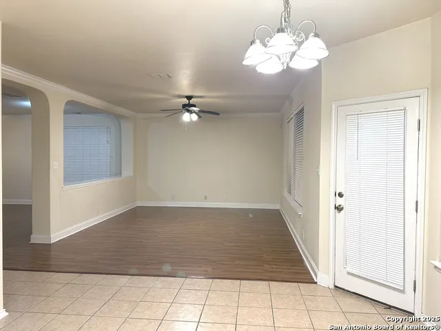 8914 IMPERIAL CROSS Helotes, TX 78023