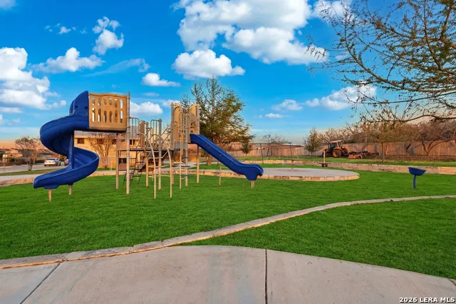 229 BEE CAVES CV Cibolo, TX 78108