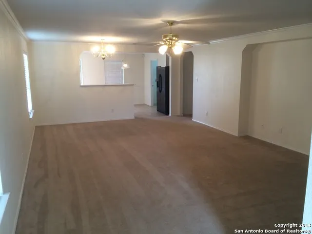 16246 STALLION RANCH Selma, TX 78154