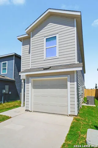 4835 Daisy Blossom Converse, TX 78109