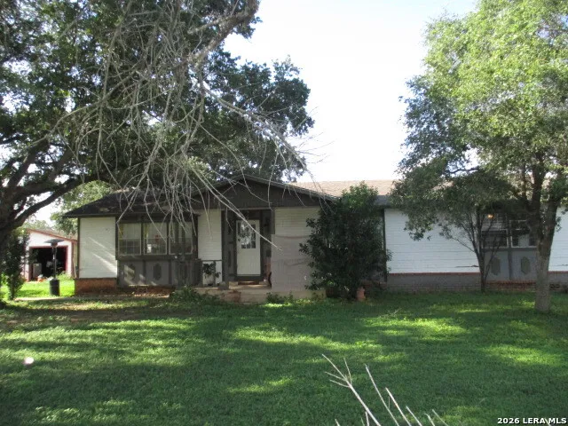 11939 Loop 107 Adkins, TX 78101