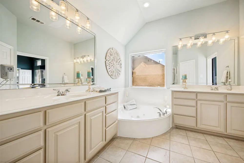 8019 Navisota Drive Lantana, TX 76226