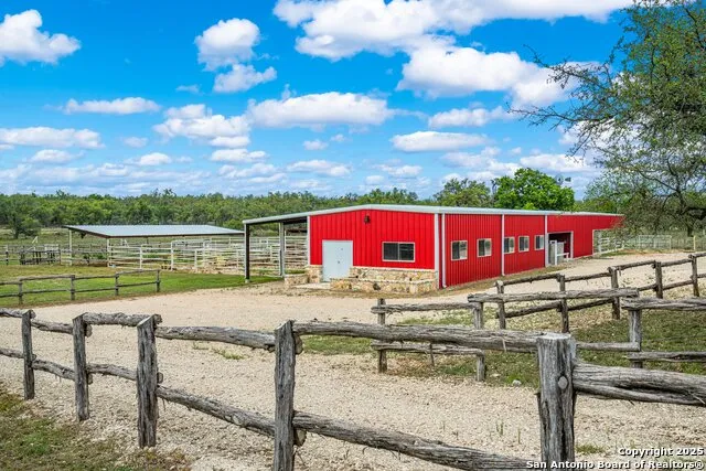 1379 Baker-Rogers Road Harper, TX 78631