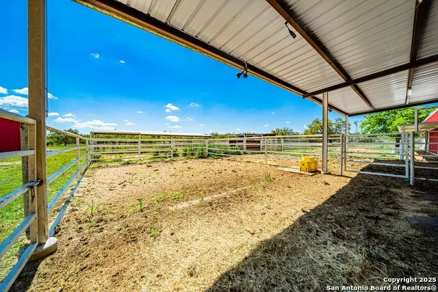 1379 Baker-Rogers Road Harper, TX 78631