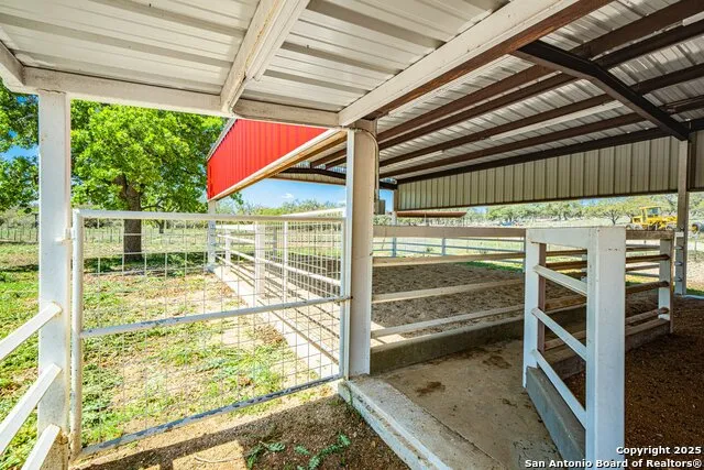 1379 Baker-Rogers Road Harper, TX 78631