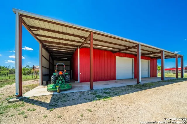 1379 Baker-Rogers Road Harper, TX 78631