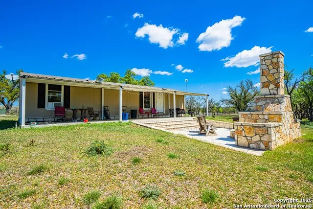 1379 Baker-Rogers Road Harper, TX 78631