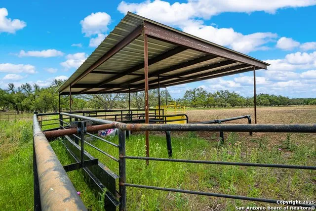 1379 Baker-Rogers Road Harper, TX 78631